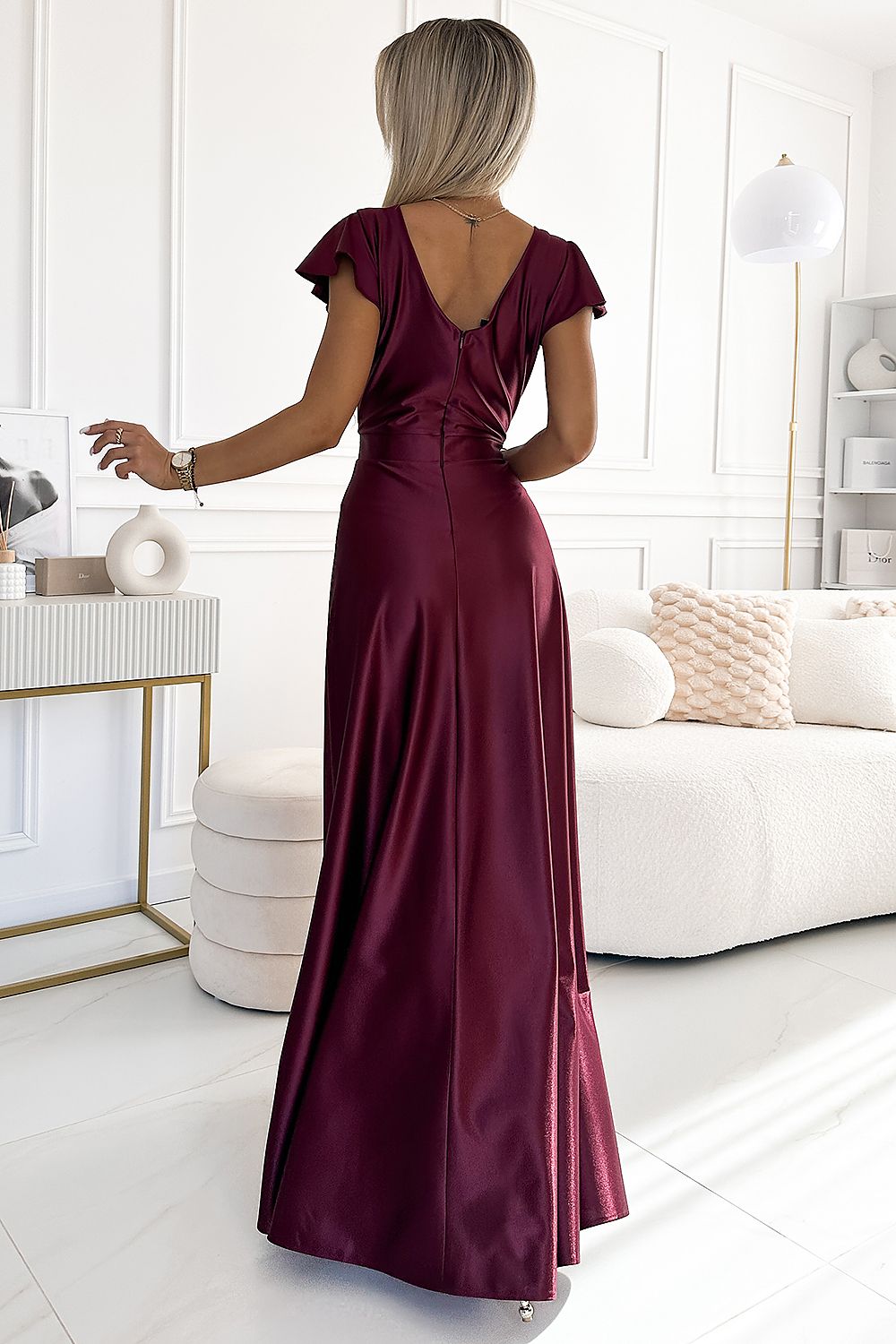 Langes Kleid model 194292 Numoco