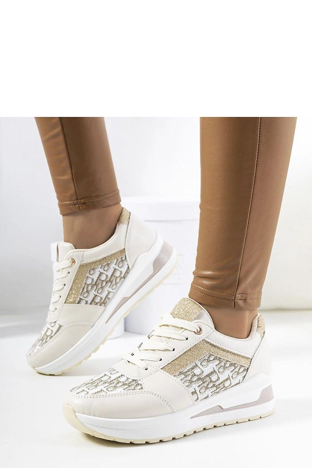 Sneakers model 208046 Solea