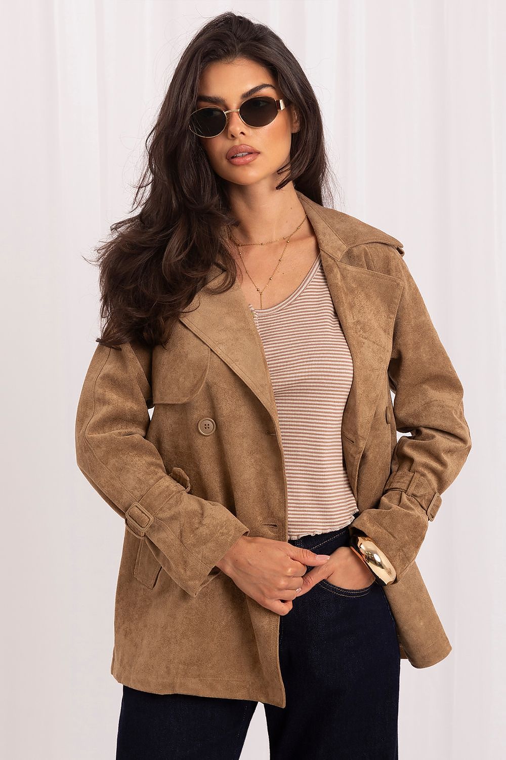 Mantel model 231368 Italy Moda