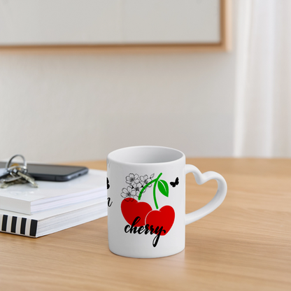 Panoramatasse mit Herzhenkel - Weiß