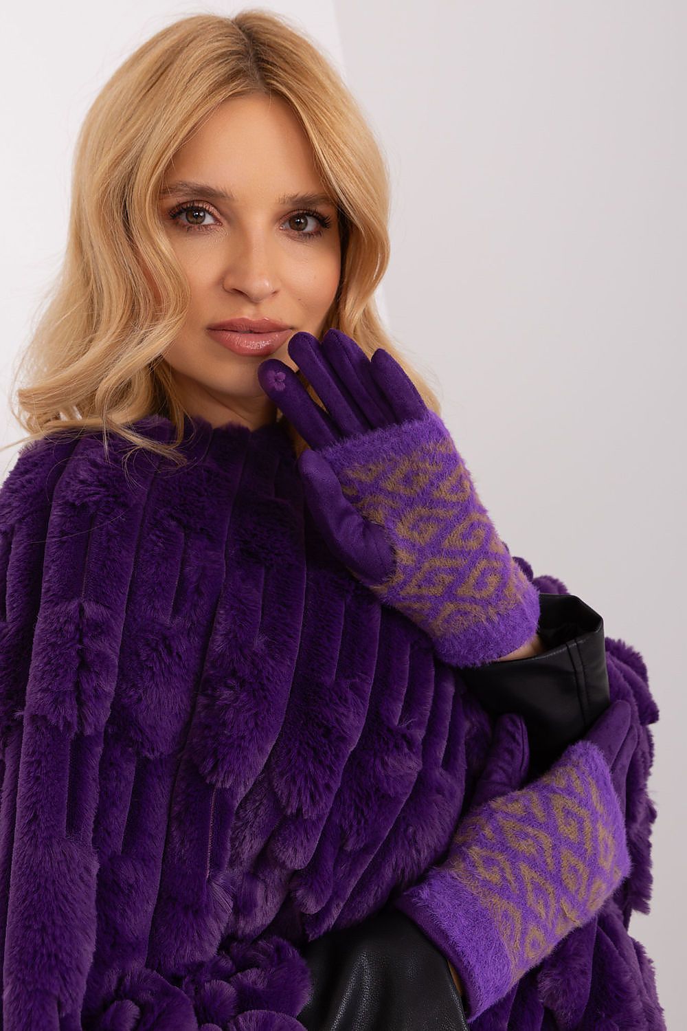  Handschuhe model 190817 Wool Fashion Italia 