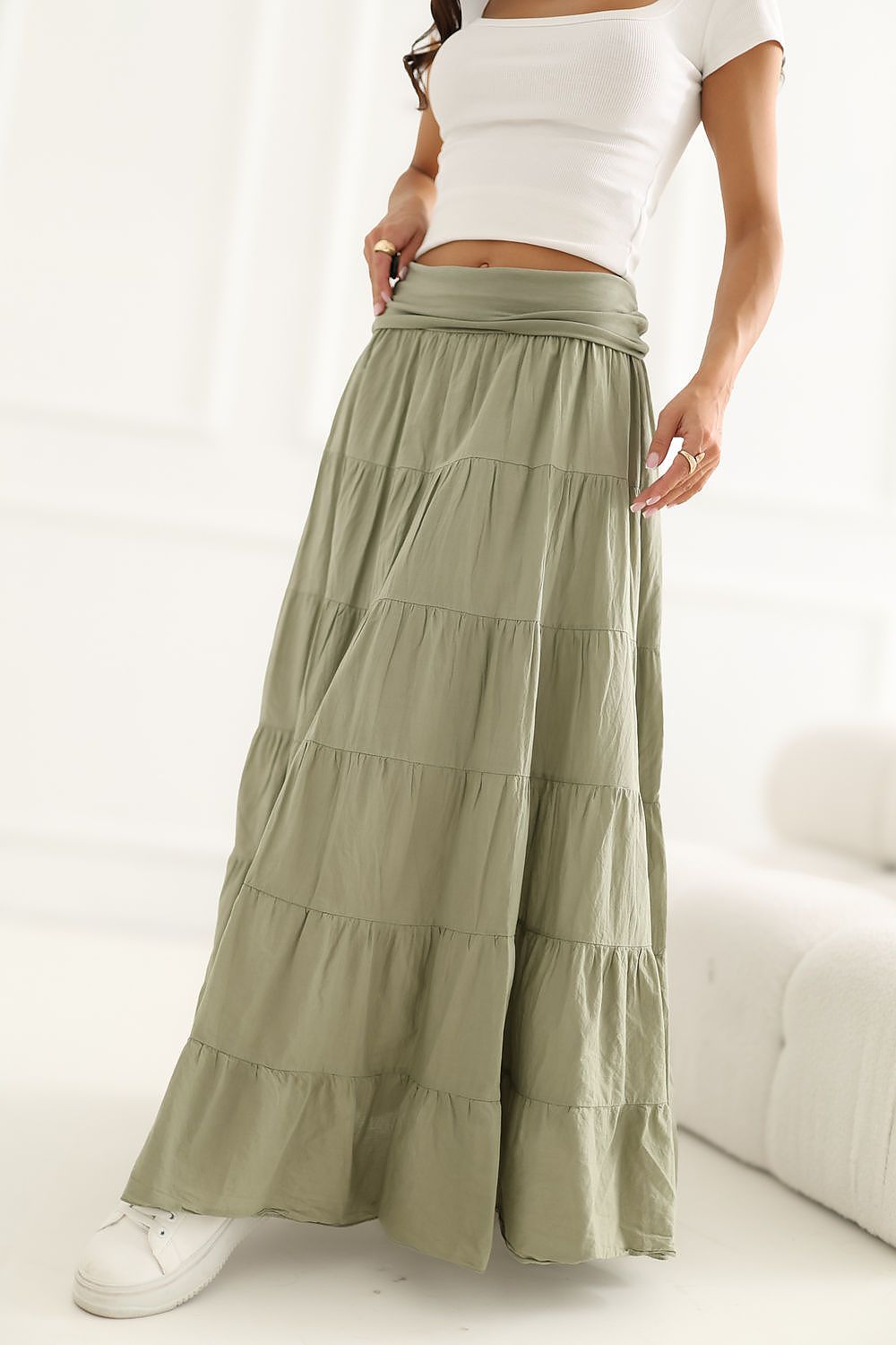  Langer Rock model 229474 Italy Moda 